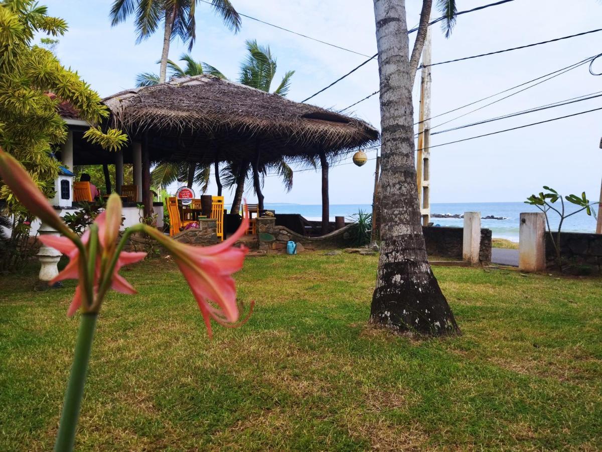 Sunchaser Beach Hotel Tangalle Zewnętrze zdjęcie