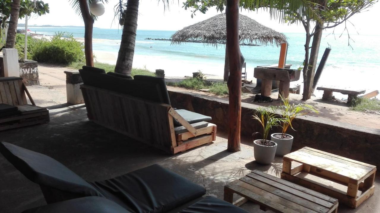 Sunchaser Beach Hotel Tangalle Zewnętrze zdjęcie