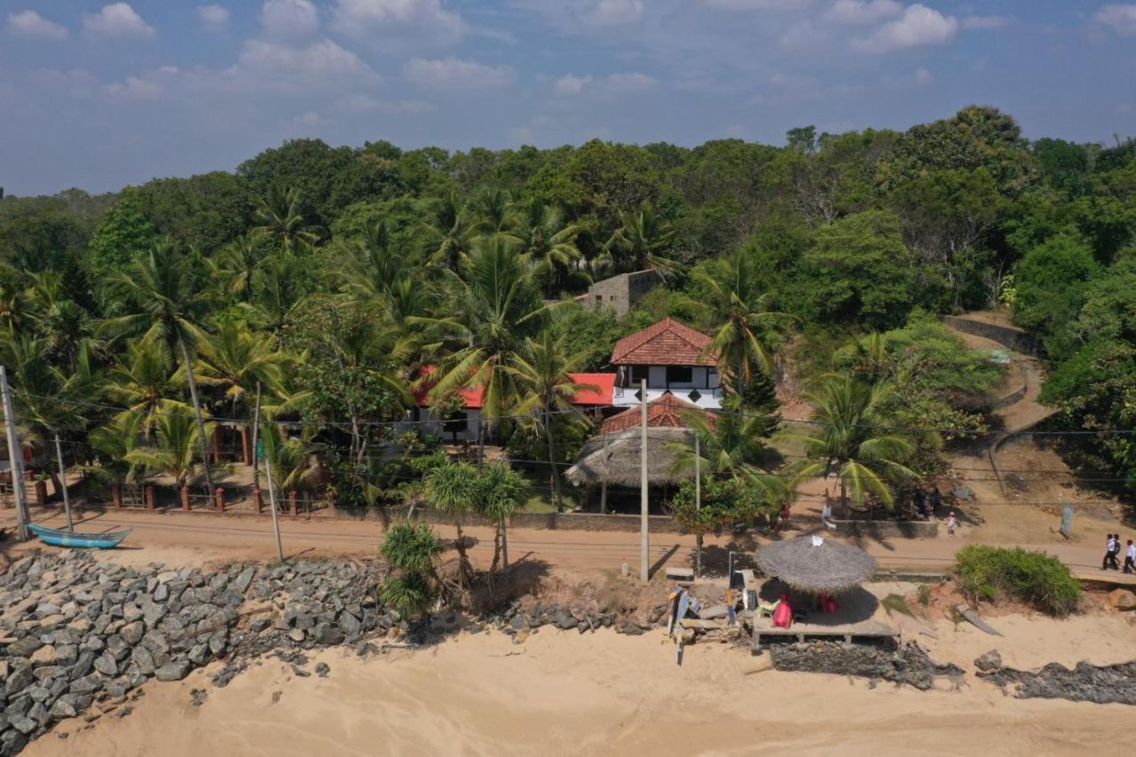 Sunchaser Beach Hotel Tangalle Zewnętrze zdjęcie