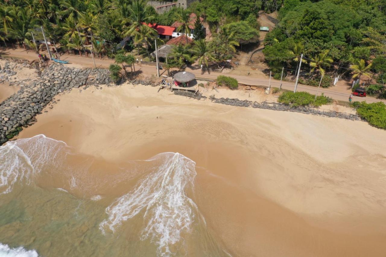Sunchaser Beach Hotel Tangalle Zewnętrze zdjęcie
